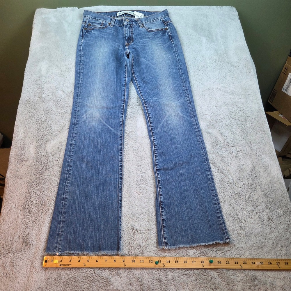 Gap Cotton Low Rise Boot Cut Jeans Womens Sz 6 Reg Raw Hem Stretch Medium Blue